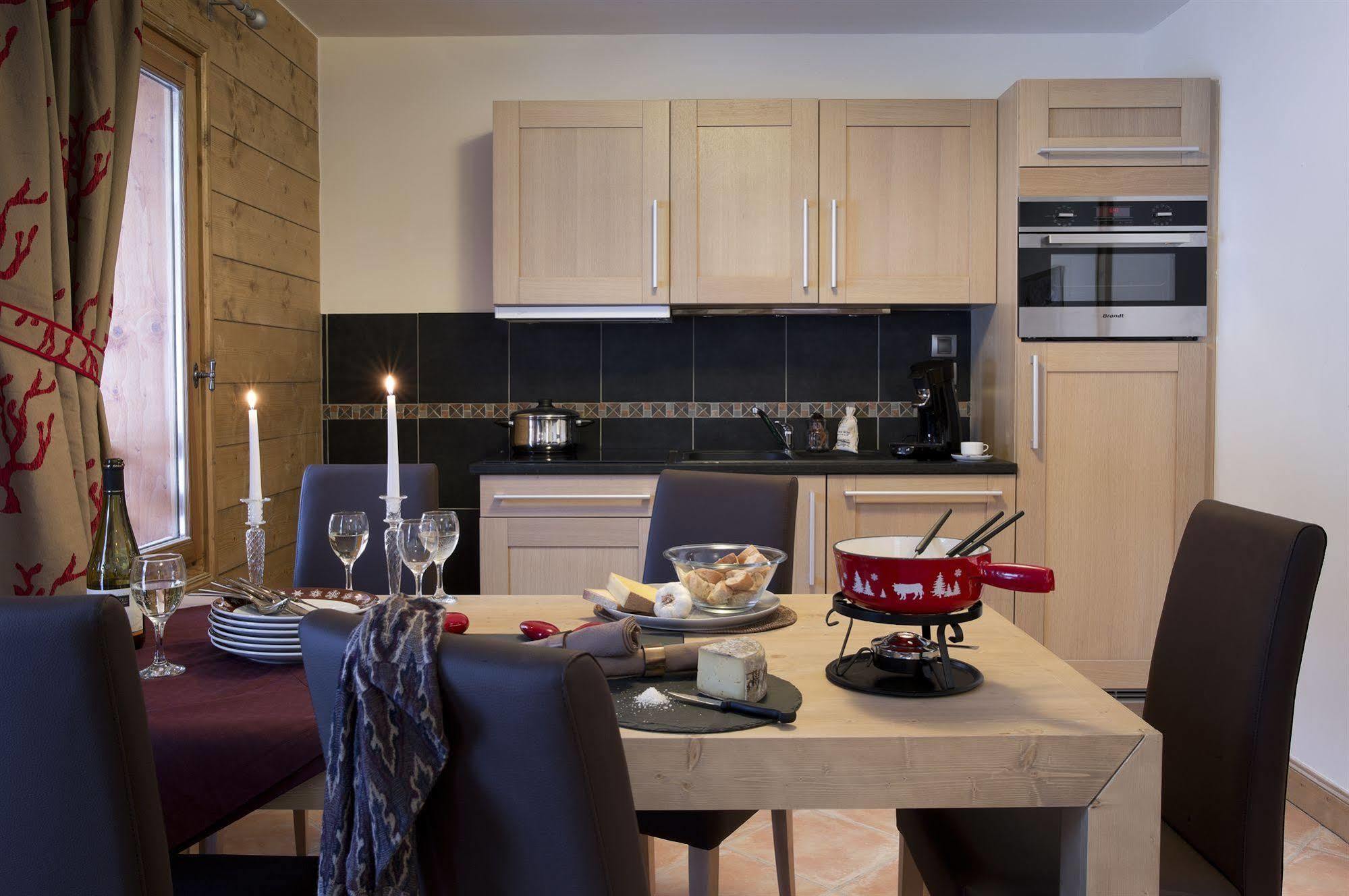 Cgh Residences & Spas Les Chalets De Flambeau ランスルブール・モン・スニ エクステリア 写真
